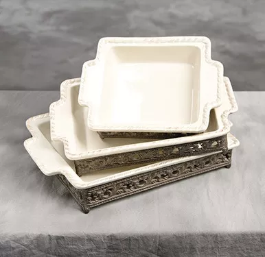14x9 in. Baker w/Base-Cream - GG Collection
