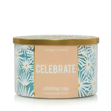 Catching Rays 18 Oz. 3-Wick Candle by Yankee Candle