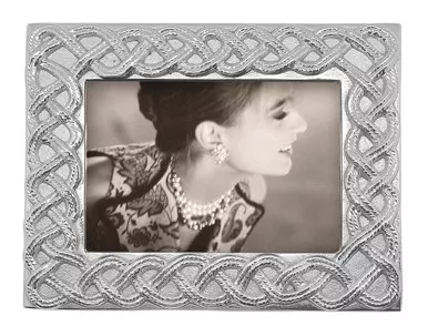 Open Braid 5 x 7Frame by Mariposa
